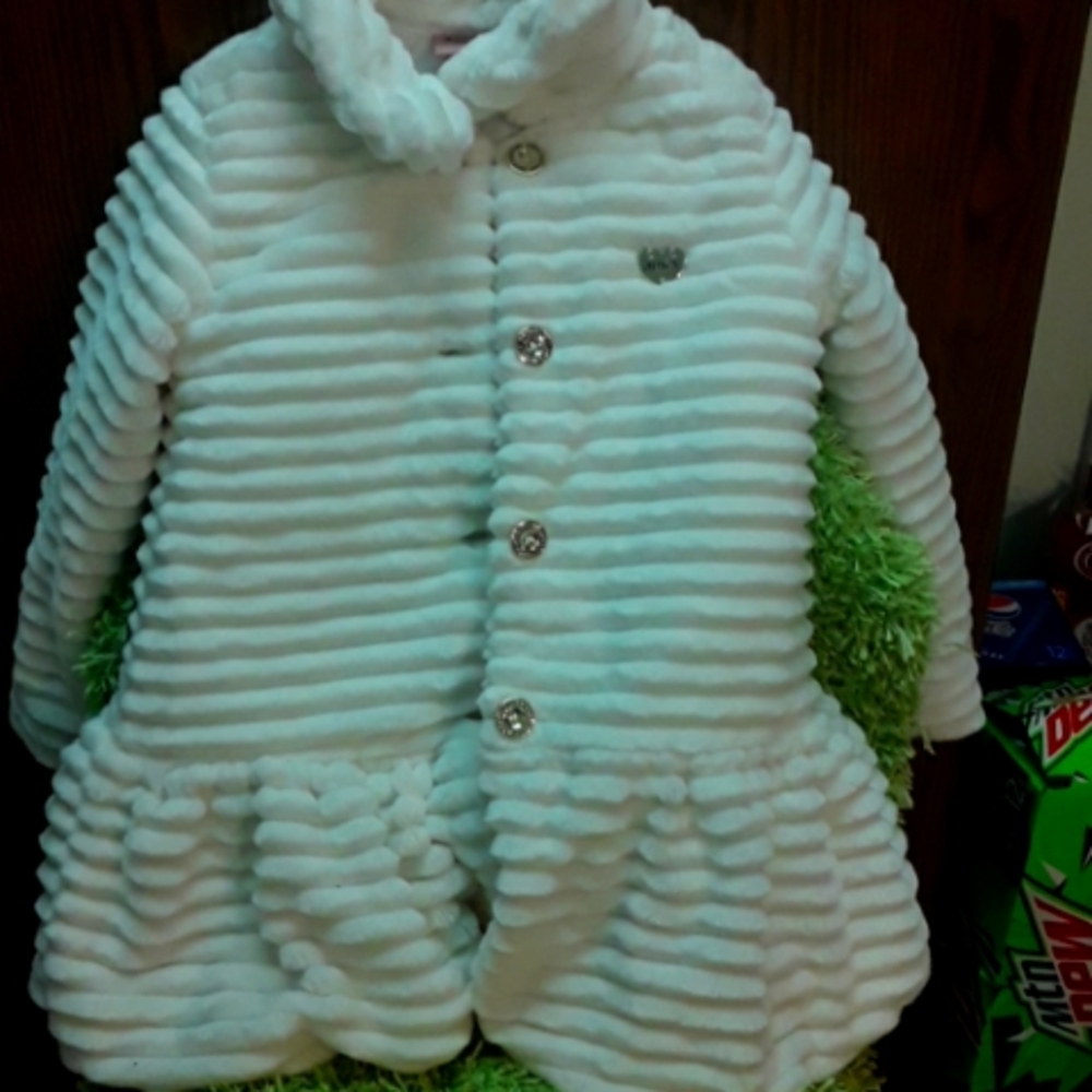 Juicy couture kids coat.